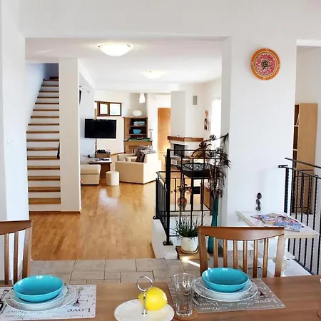 Arton Mit Beheiztem Pool- In Istrien By Interhome * Žminj