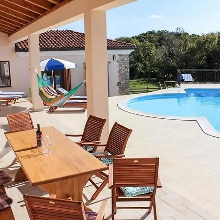 Arton Mit Beheiztem Pool- In Istrien By Interhome Hébergement de vacances Žminj