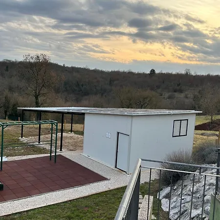 Arton Mit Beheiztem Pool- In Istrien By Interhome Hébergement de vacances *